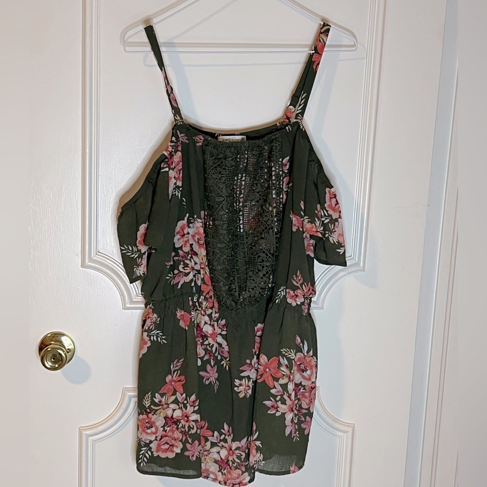 Boutique Olive floral off the shoulder blouse